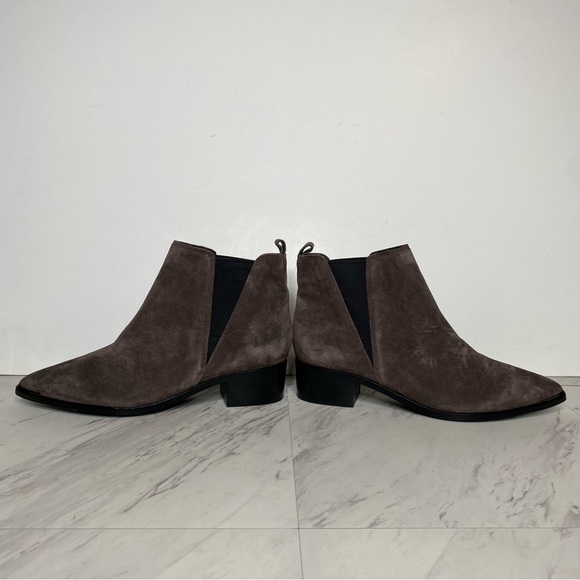 Marc Fisher Yale Gray Suede Pointy Toe Bootie 9.5 M - Picture 7 of 15